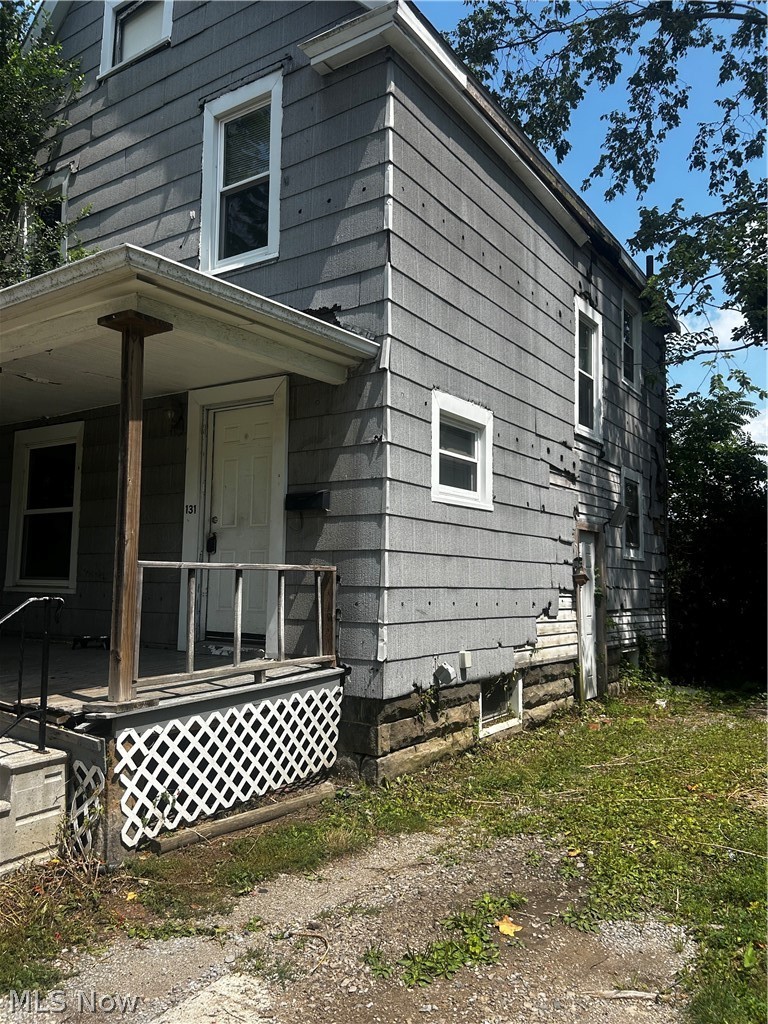 131 Mendel Court Elyria OH 44035