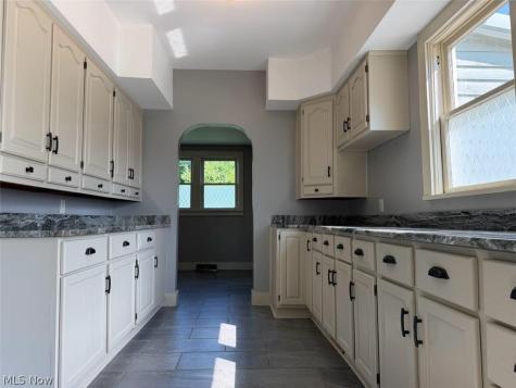 32 Townsend Street Greenwich OH 44837