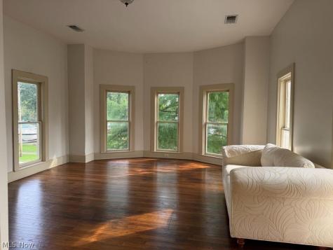 32 Townsend Street Greenwich OH 44837
