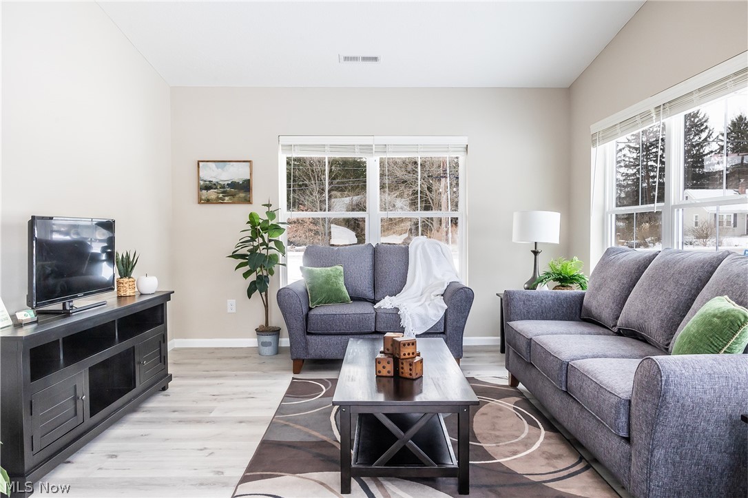 4852 Oasis Avenue Wooster OH 44691