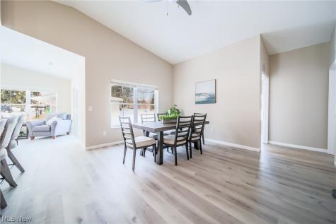 4852 Oasis Avenue Wooster OH 44691