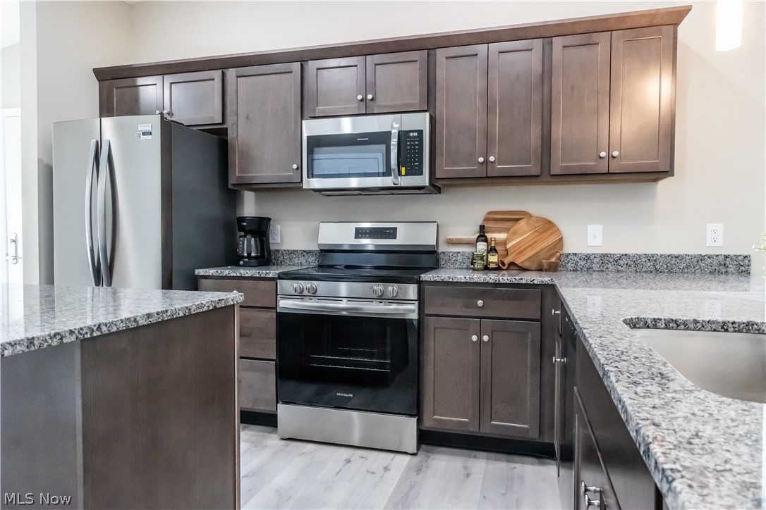 4852 Oasis Avenue Wooster OH 44691