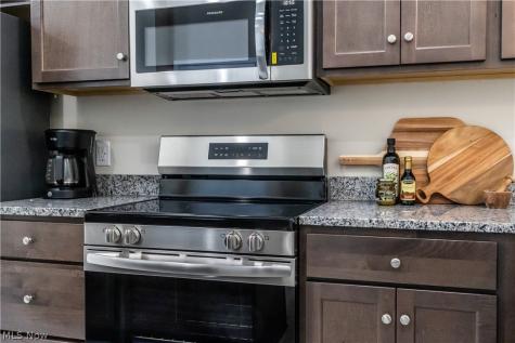 4852 Oasis Avenue Wooster OH 44691
