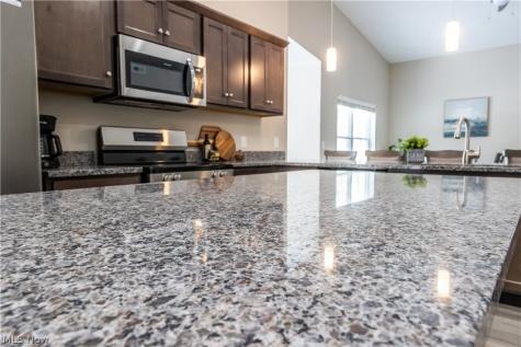 4852 Oasis Avenue Wooster OH 44691