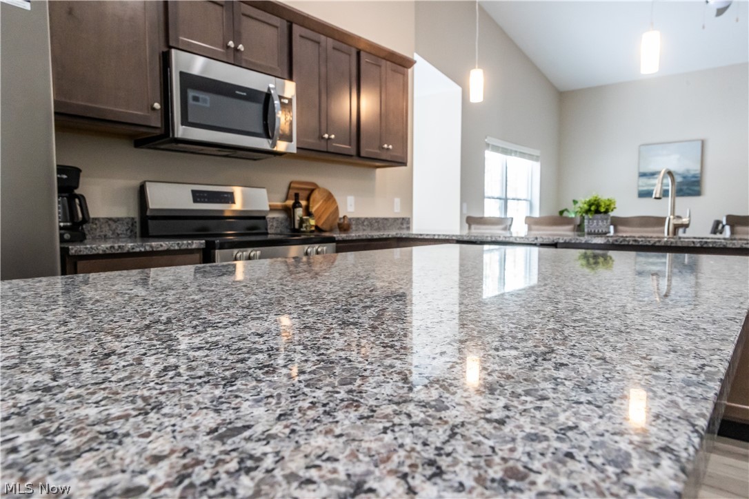 4852 Oasis Avenue Wooster OH 44691