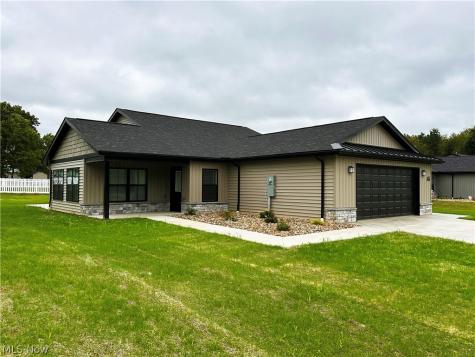 4852 Oasis Avenue Wooster OH 44691