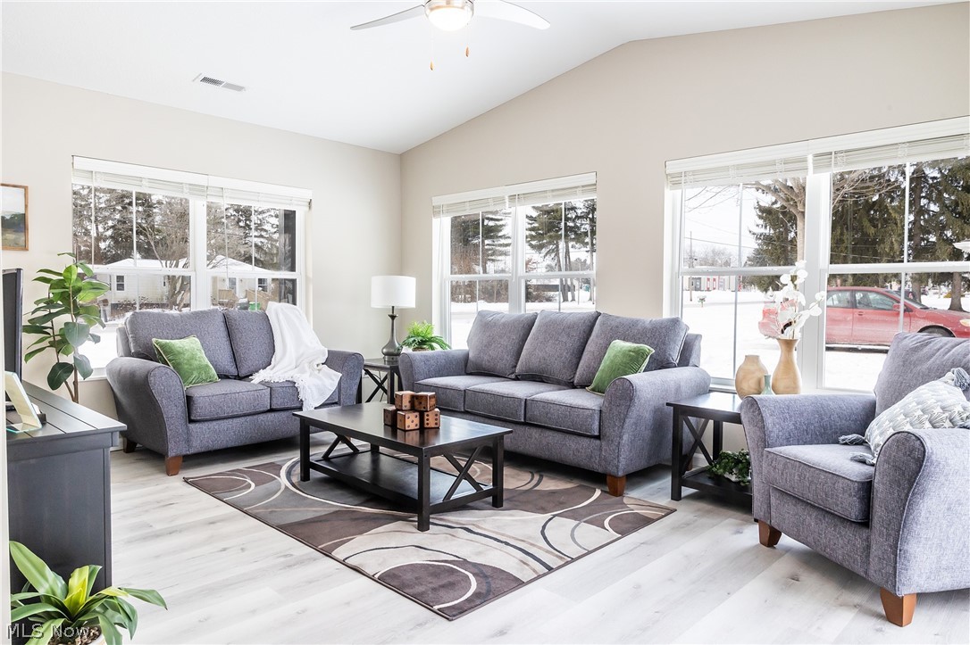 4852 Oasis Avenue Wooster OH 44691