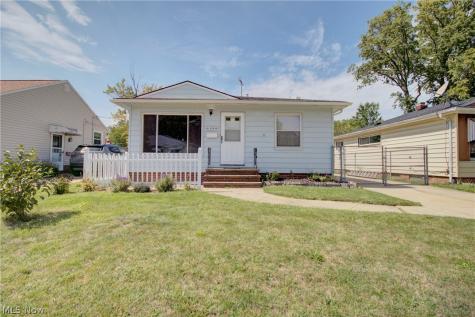 4388 W 155th Street Cleveland OH 44135
