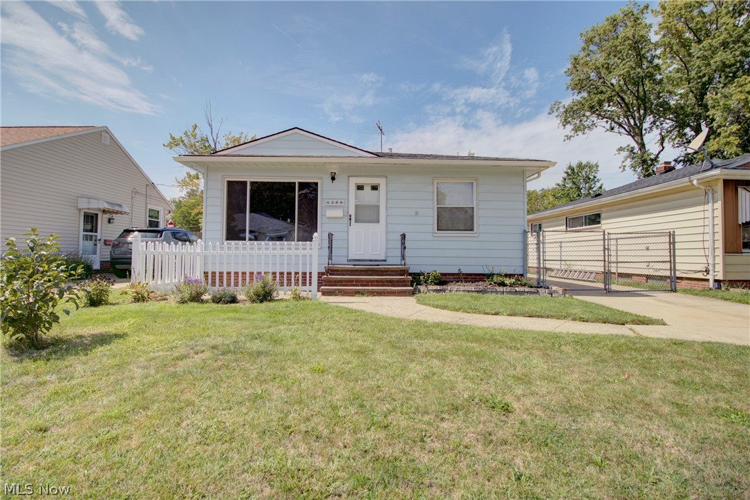 4388 W 155th Street Cleveland OH 44135