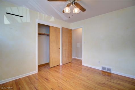 4388 W 155th Street Cleveland OH 44135