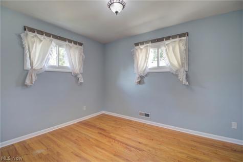 4388 W 155th Street Cleveland OH 44135