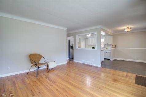 4388 W 155th Street Cleveland OH 44135
