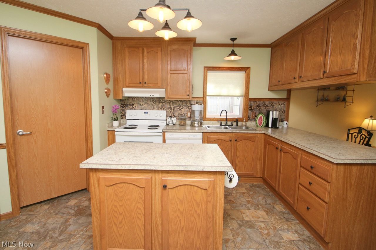 9151 Mentor Avenue Mentor OH 44060