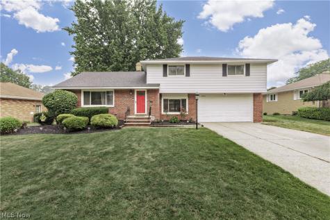 4945 Hartley Drive Lyndhurst OH 44124