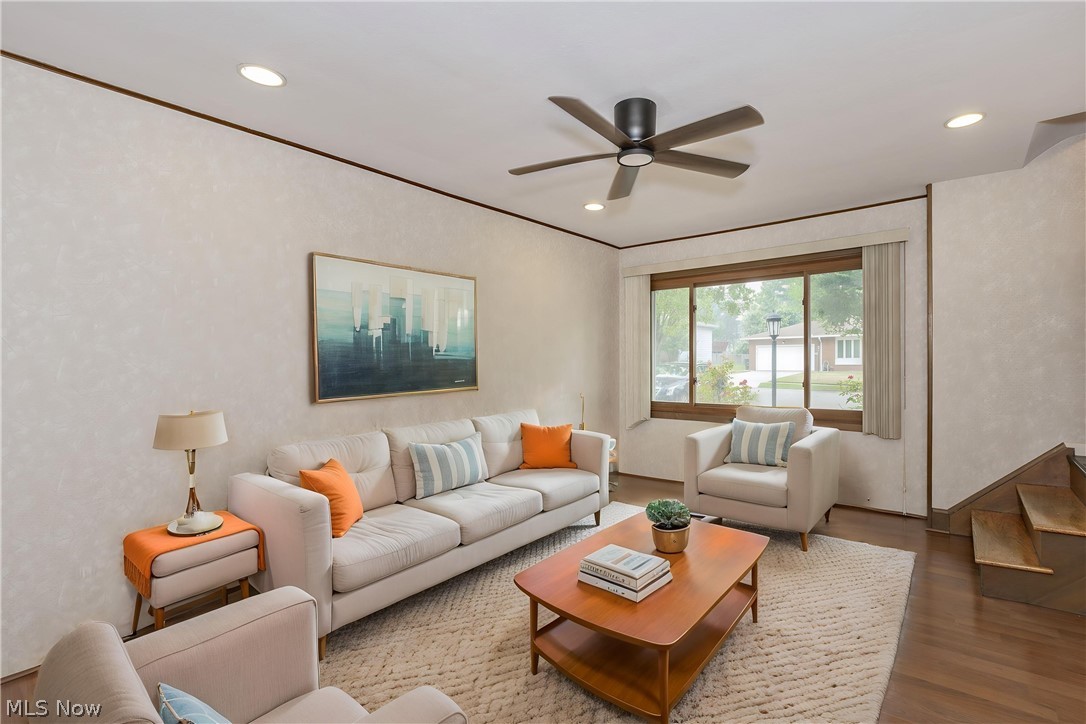 4945 Hartley Drive Lyndhurst OH 44124