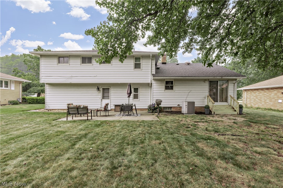 4945 Hartley Drive Lyndhurst OH 44124