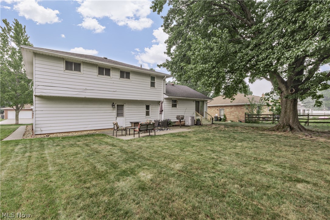 4945 Hartley Drive Lyndhurst OH 44124