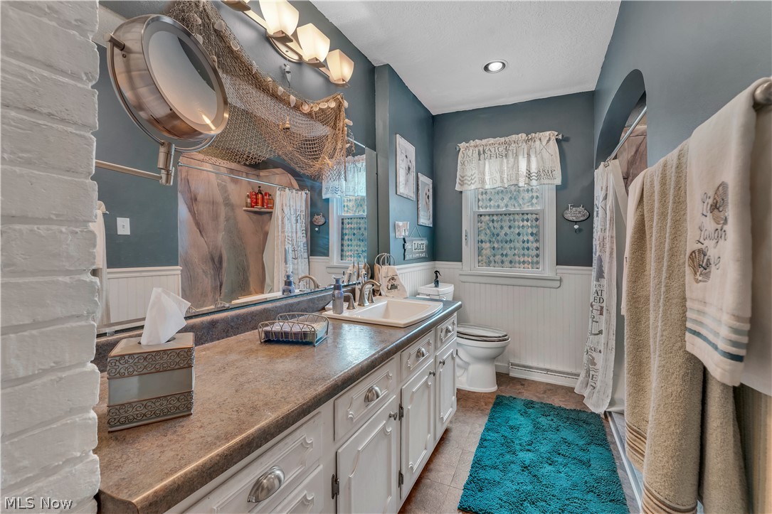 27233 Lake Point Drive Beloit OH 44609