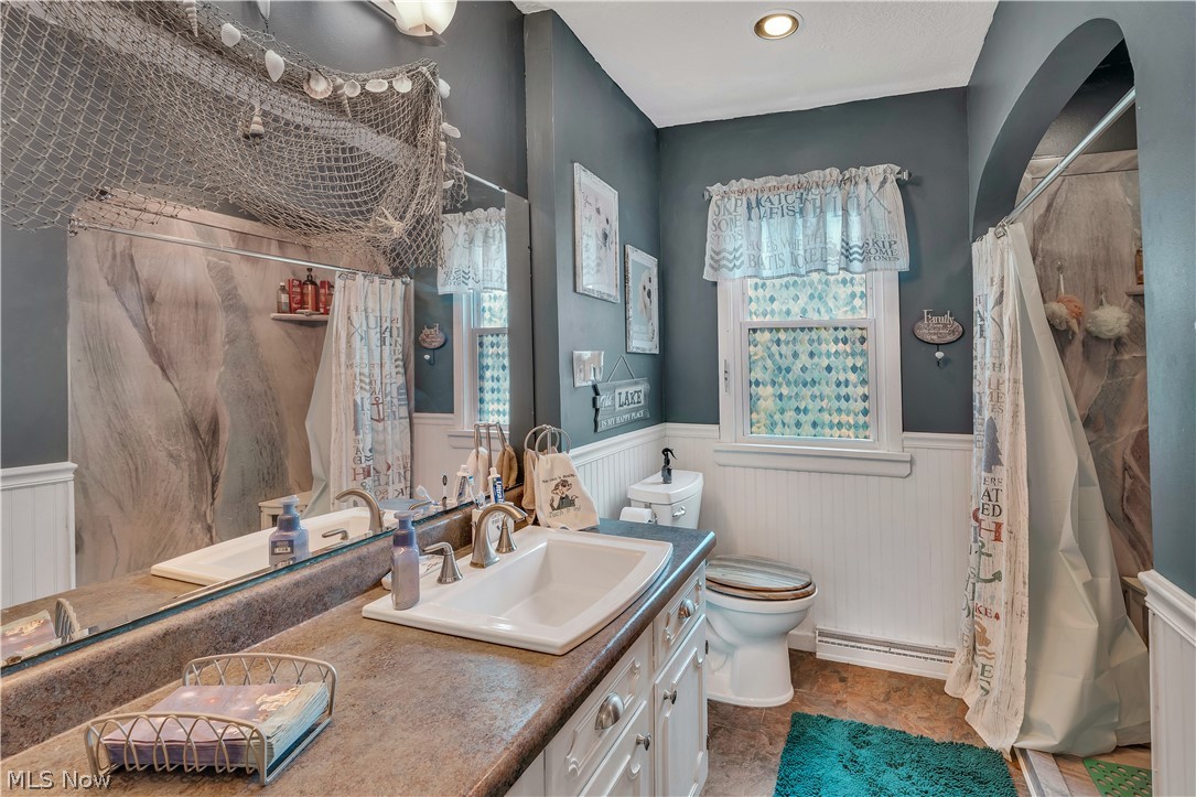 27233 Lake Point Drive Beloit OH 44609