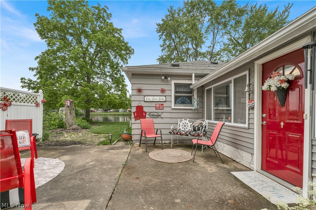27233 Lake Point Drive Beloit OH 44609