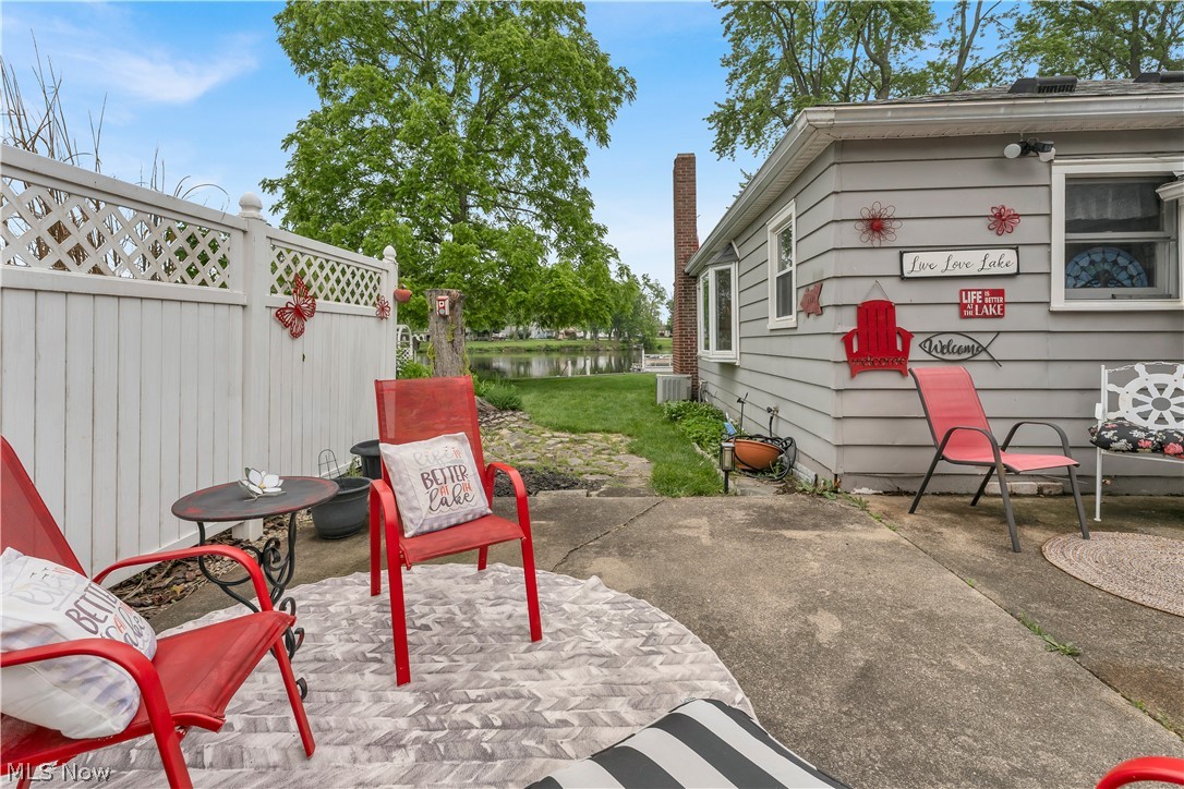 27233 Lake Point Drive Beloit OH 44609