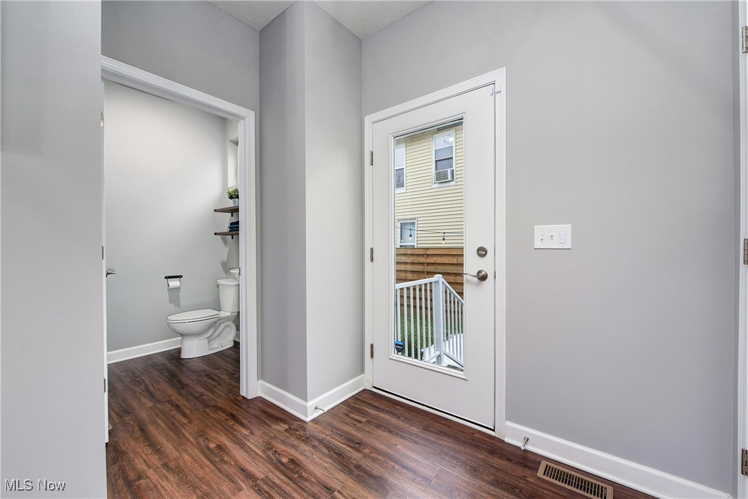 2291 W 38th Street Cleveland OH 44113