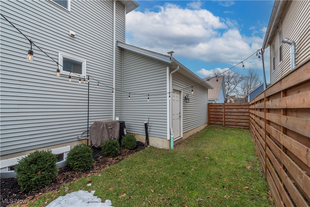 2291 W 38th Street Cleveland OH 44113