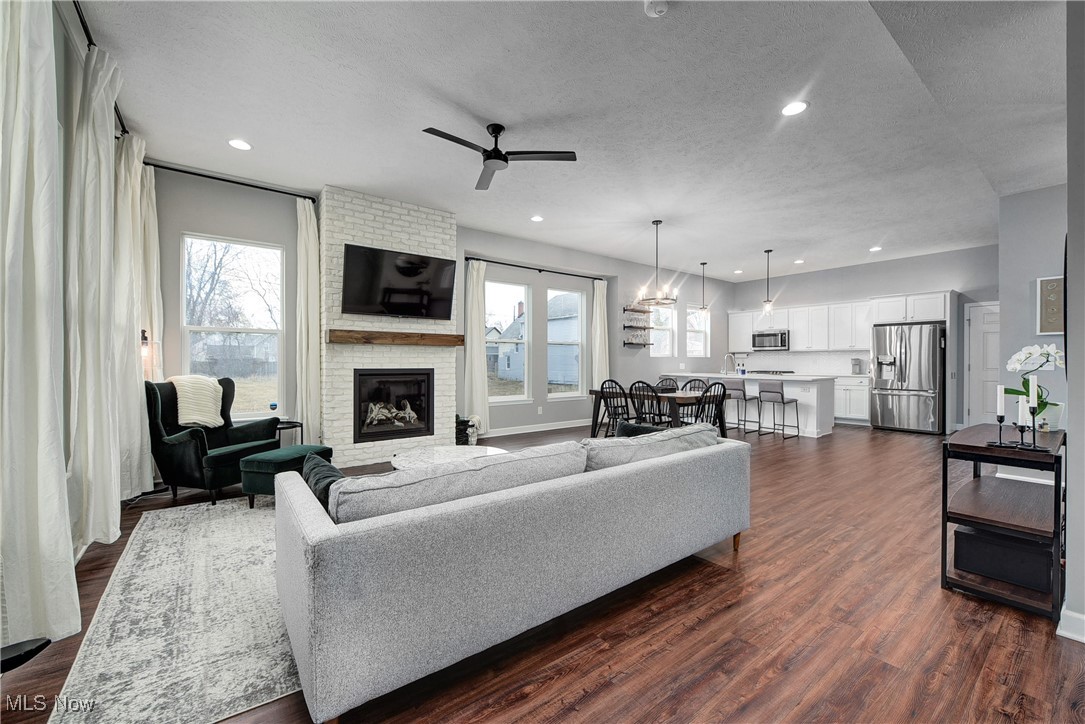 2291 W 38th Street Cleveland OH 44113