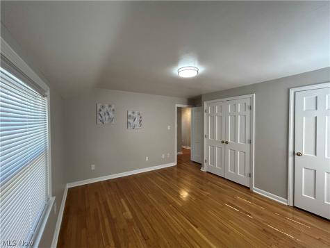 4856 Edsal Drive Lyndhurst OH 44124