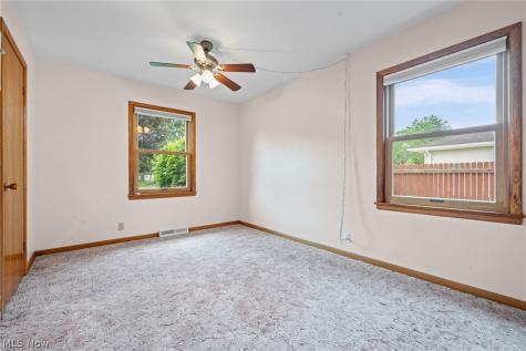 1978 Bassett Road Westlake OH 44145