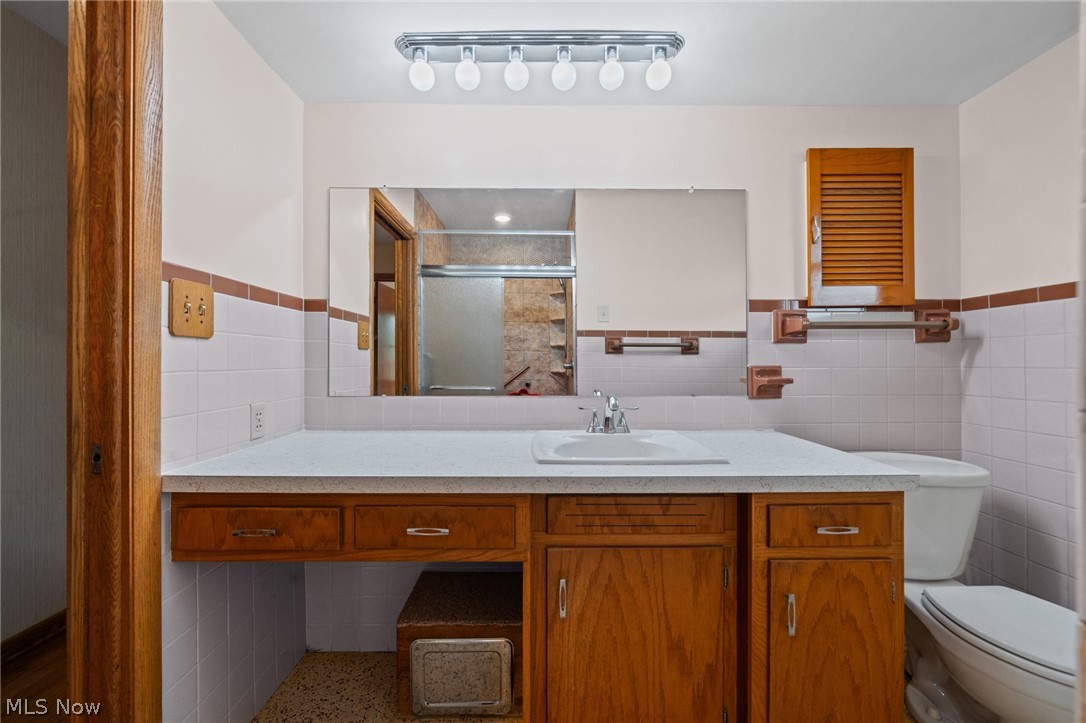 1978 Bassett Road Westlake OH 44145