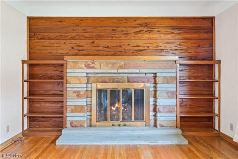 1978 Bassett Road Westlake OH 44145