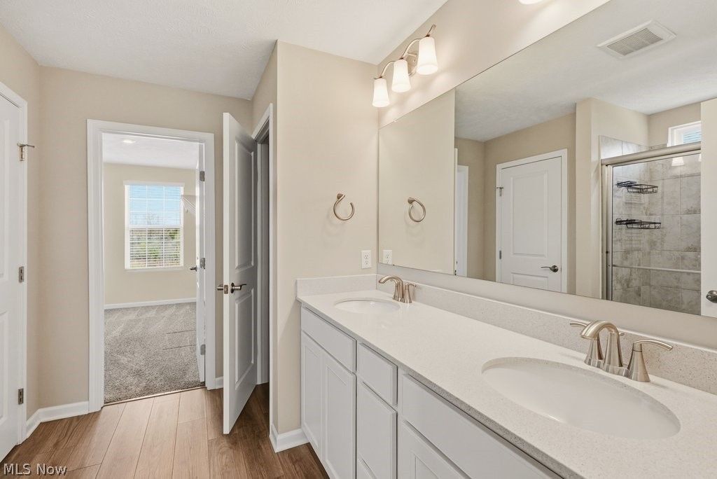 3176 Blue Jaye Lane Twinsburg OH 44087