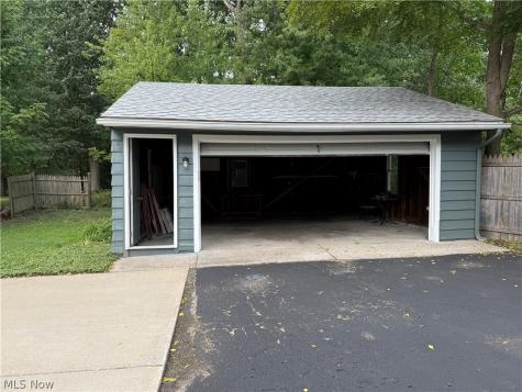 863 North Avenue Painesville OH 44077