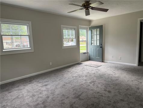 863 North Avenue Painesville OH 44077