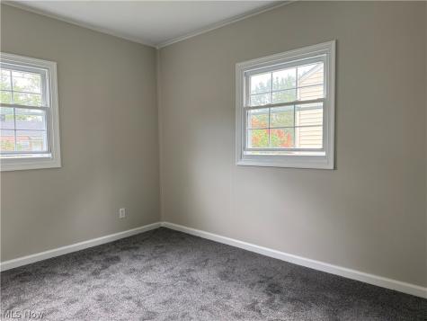 863 North Avenue Painesville OH 44077