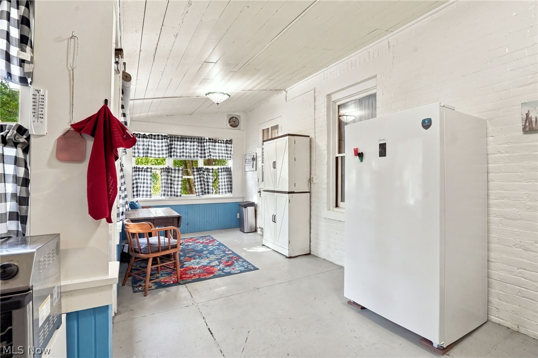 70 W School Street Mcconnelsville OH 43756