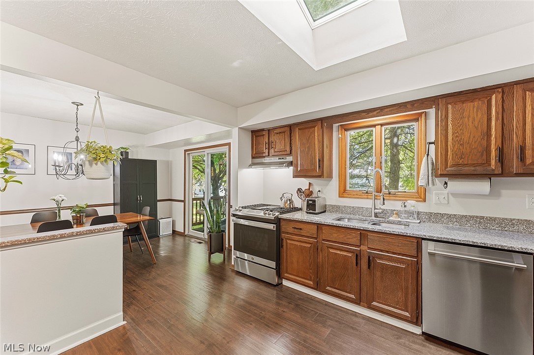 18765 Hearthstone Drive Strongsville OH 44136