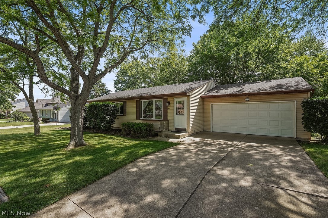 18765 Hearthstone Drive Strongsville OH 44136