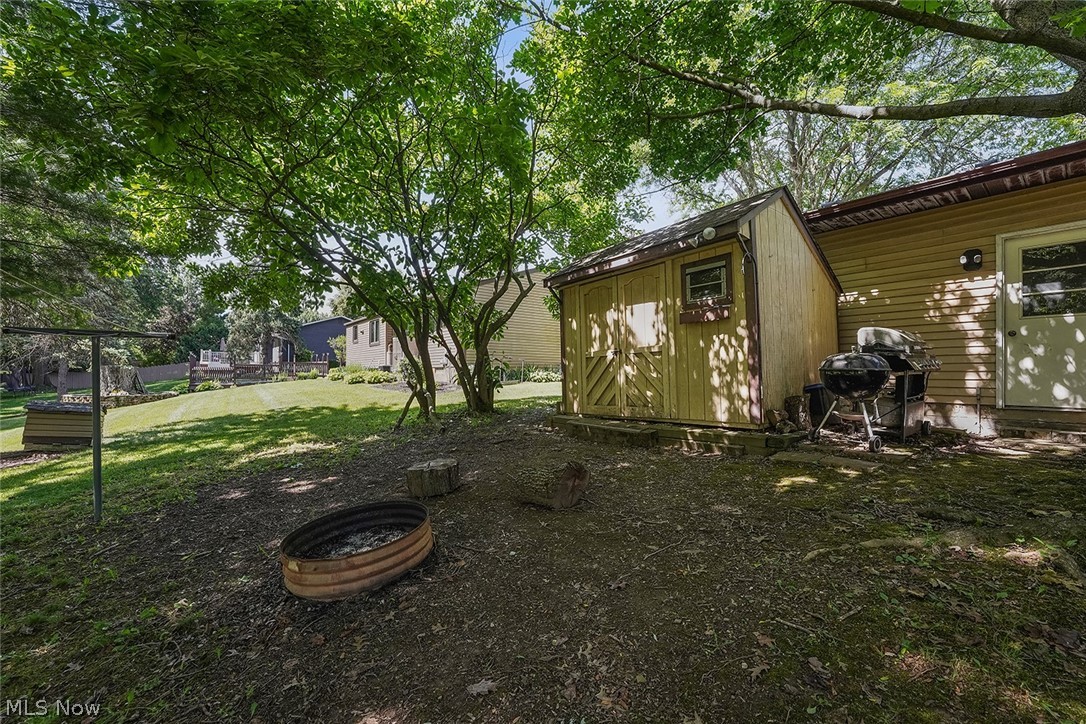 18765 Hearthstone Drive Strongsville OH 44136