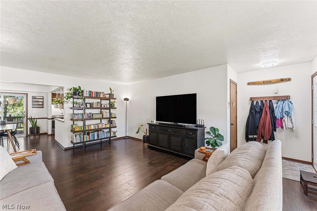 18765 Hearthstone Drive Strongsville OH 44136