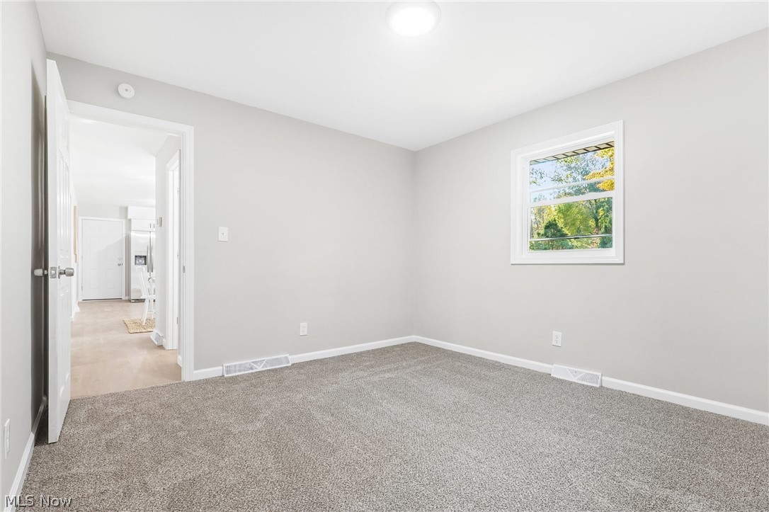 4993 Milligan Road Lowellville OH 44436
