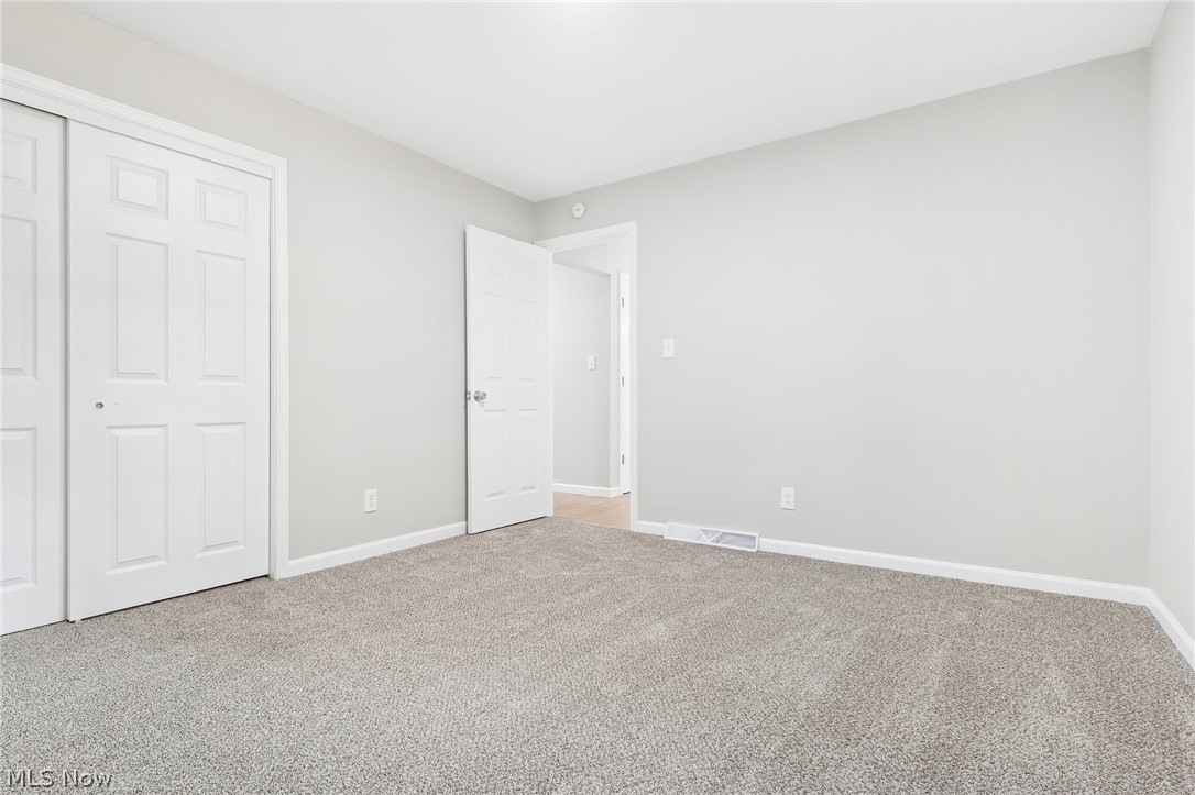 4993 Milligan Road Lowellville OH 44436