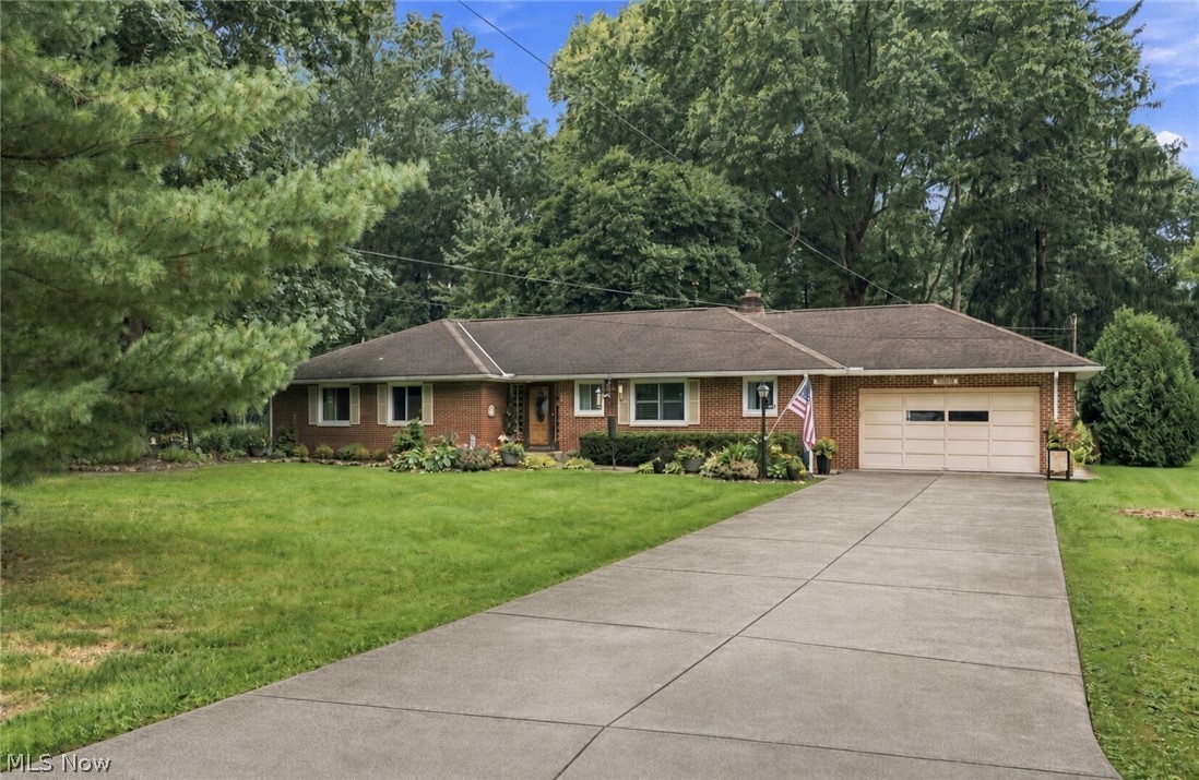 5988 Louis Drive North Olmsted OH 44070