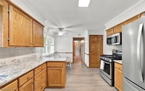5988 Louis Drive North Olmsted OH 44070