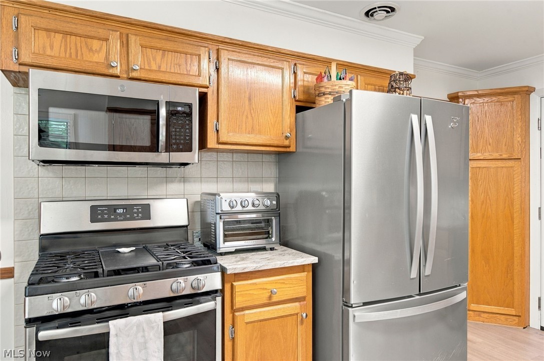 5988 Louis Drive North Olmsted OH 44070