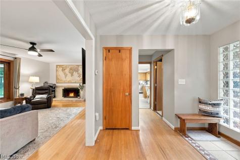 5988 Louis Drive North Olmsted OH 44070