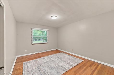 5988 Louis Drive North Olmsted OH 44070