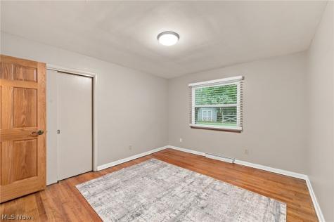 5988 Louis Drive North Olmsted OH 44070