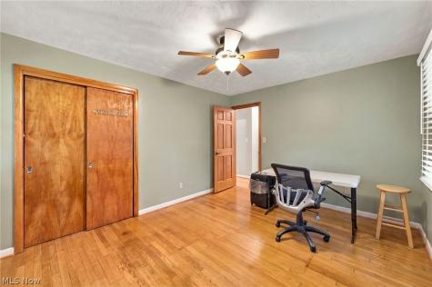 5988 Louis Drive North Olmsted OH 44070